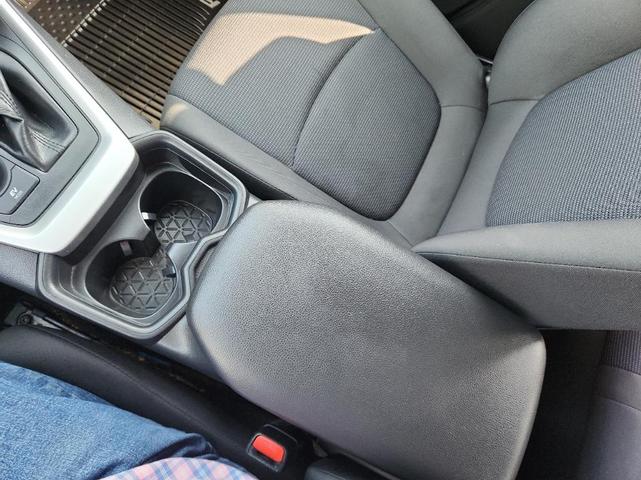 Photo of 2019 Gray Toyota RAV4 Hybrid