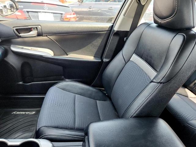 Photo of 2014 White Toyota Camry