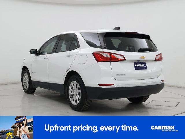 Photo of 2018 White Chevrolet Equinox
