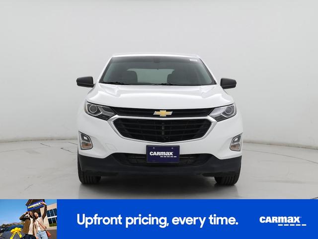 Photo of 2018 White Chevrolet Equinox