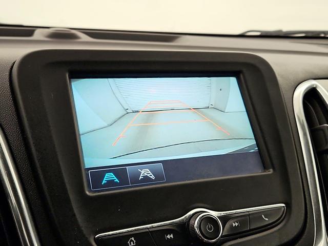Photo of 2018 White Chevrolet Equinox
