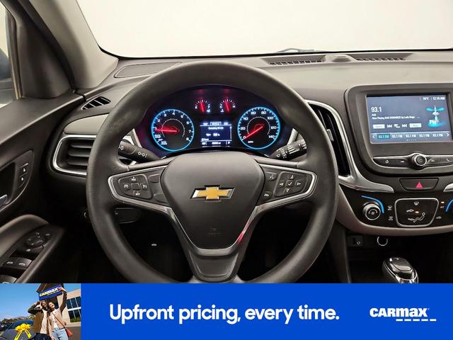 Photo of 2018 White Chevrolet Equinox