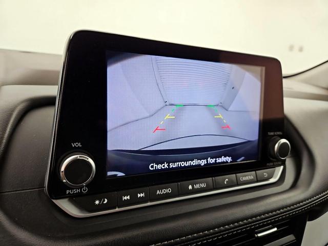 Photo of 2023 Gray Nissan Rogue