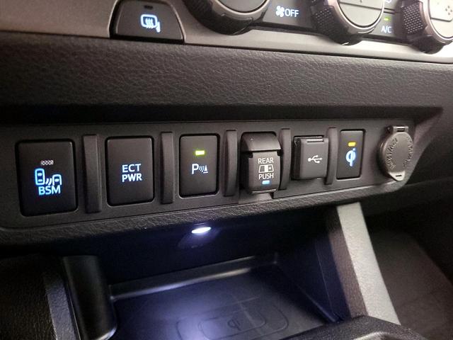 Photo of 2023 Gray Toyota Tacoma
