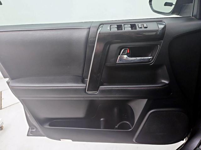 Photo of 2020 Gray Toyota 4Runner