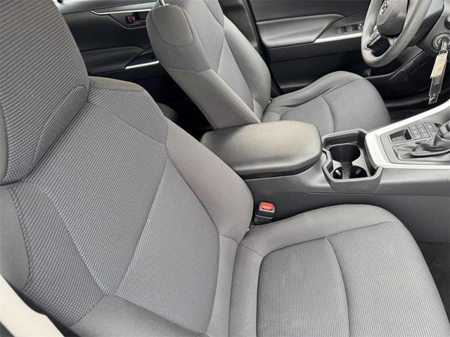 Photo of 2019 Blue Toyota RAV4