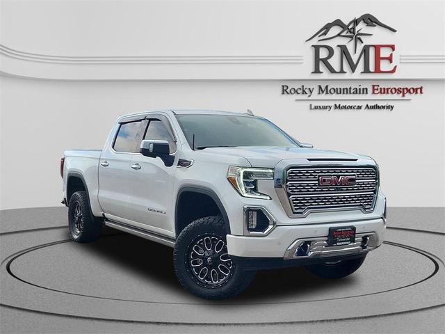 Photo of 2021 White GMC Sierra 1500