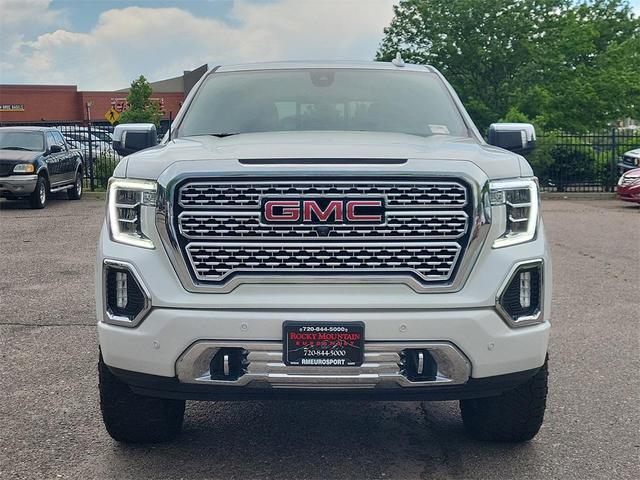 Photo of 2021 White GMC Sierra 1500