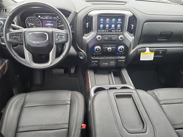 Photo of 2021 White GMC Sierra 1500
