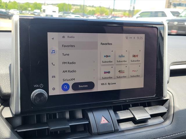 Photo of 2023 White Toyota RAV4