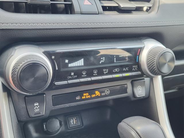 Photo of 2023 White Toyota RAV4