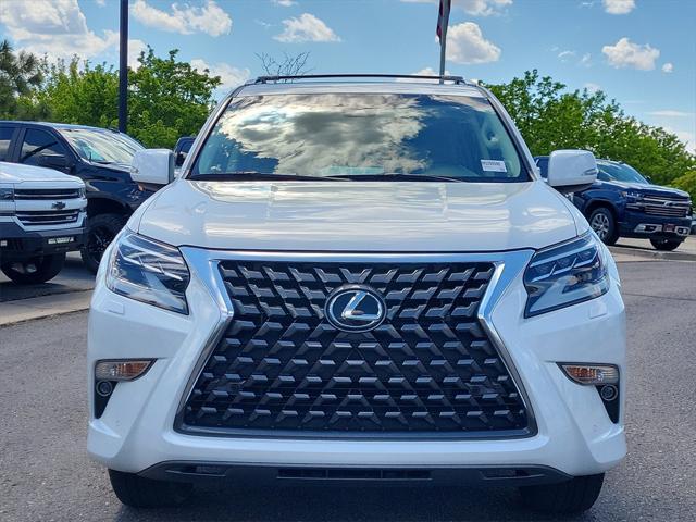 Photo of 2021 White Lexus GX 460