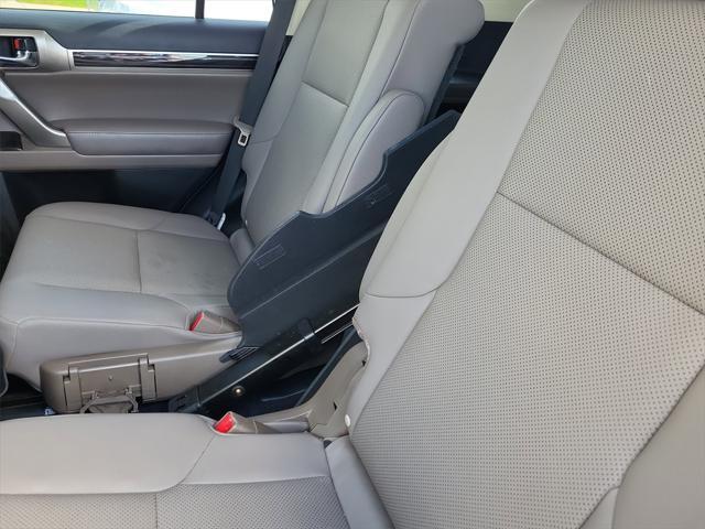 Photo of 2021 White Lexus GX 460