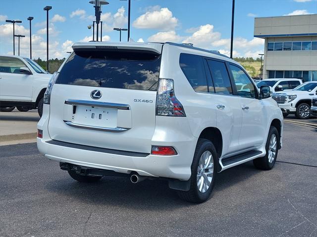 Photo of 2021 White Lexus GX 460