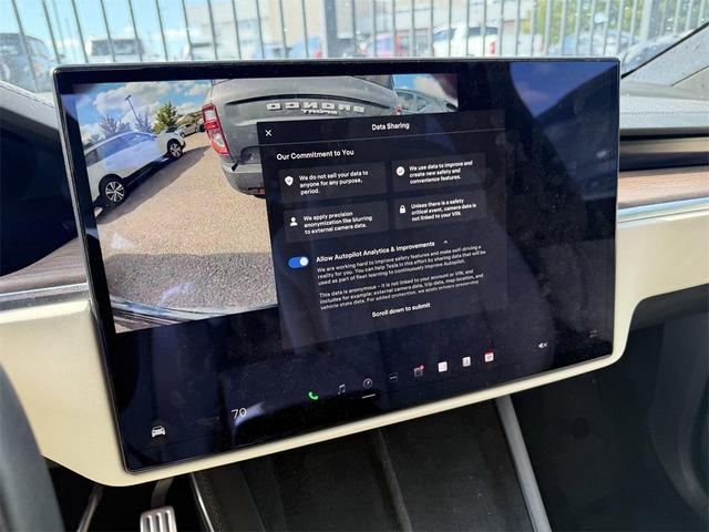 Photo of 2022 Black Tesla Model X