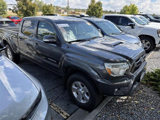 Photo of 2015 Gray Toyota Tacoma