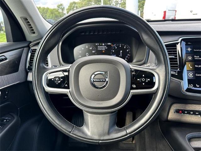 Photo of 2021 Crystal White Metallic Volvo XC90