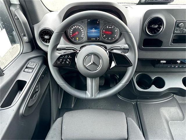 Photo of 2025 Mercedes-Benz Sprinter 2500