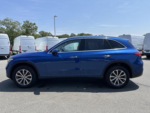 Photo of 2023 Starling Blue Metallic Mercedes-Benz GLC 300