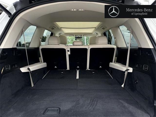 Photo of 2024 Polar White Mercedes-Benz GLS 450