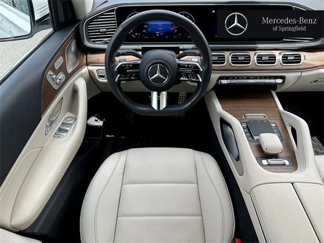 Photo of 2024 Polar White Mercedes-Benz GLS 450