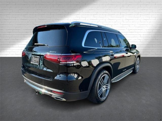 Photo of 2022 Black Mercedes-Benz GLS 450