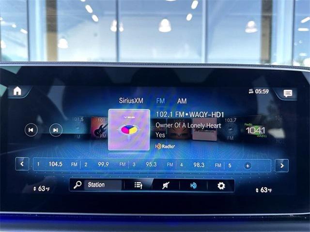 Photo of 2022 Black Mercedes-Benz GLS 450