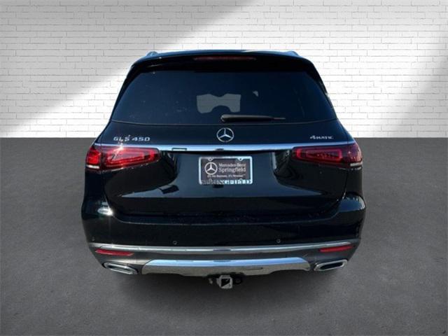 Photo of 2022 Black Mercedes-Benz GLS 450