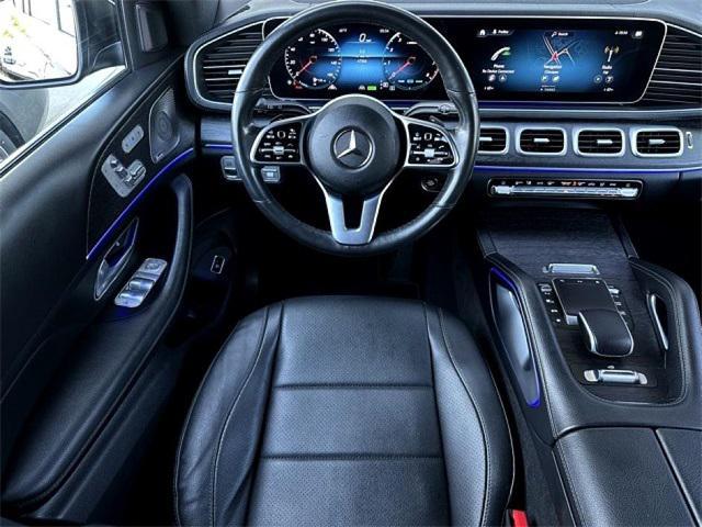 Photo of 2022 Black Mercedes-Benz GLS 450
