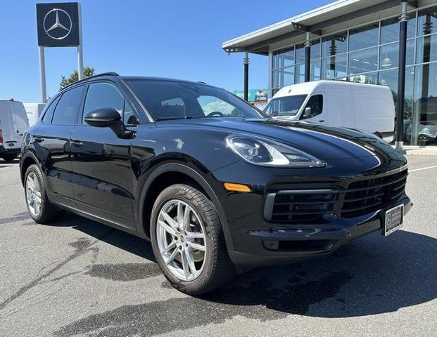 Photo of 2019 Black Porsche Cayenne