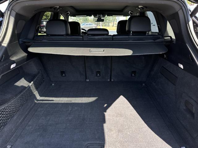 Photo of 2019 Black Porsche Cayenne
