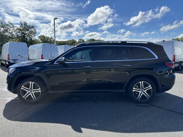 Photo of 2022 Black Mercedes-Benz GLS 450