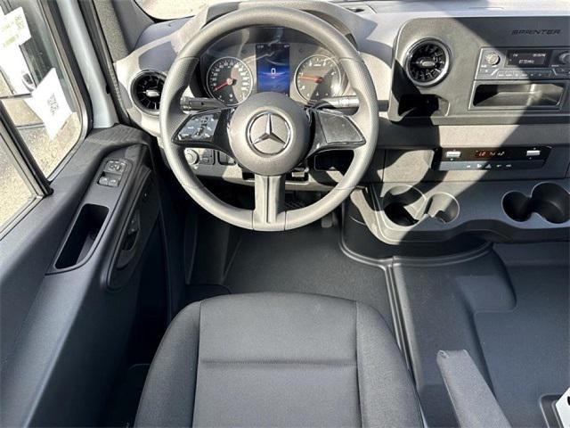 Photo of 2025 Mercedes-Benz Sprinter 2500