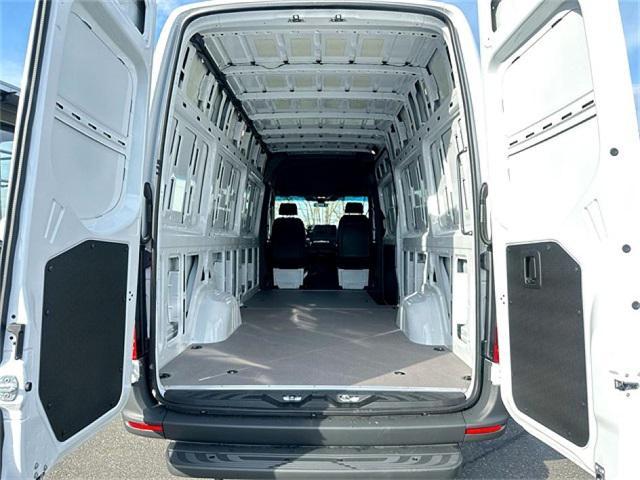Photo of 2025  Mercedes-Benz Sprinter 2500