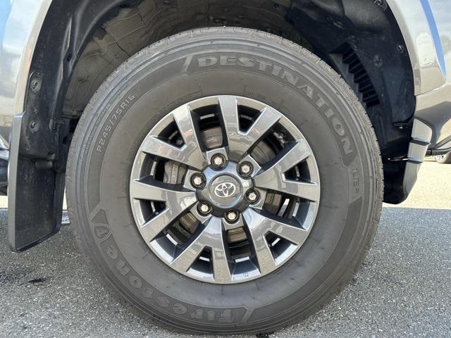 Photo of 2022 Magnetic Gray Toyota Tacoma