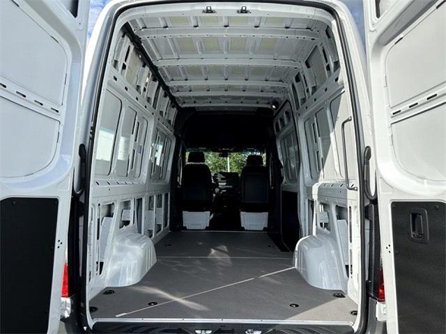 Photo of 2025 Mercedes-Benz Sprinter 2500