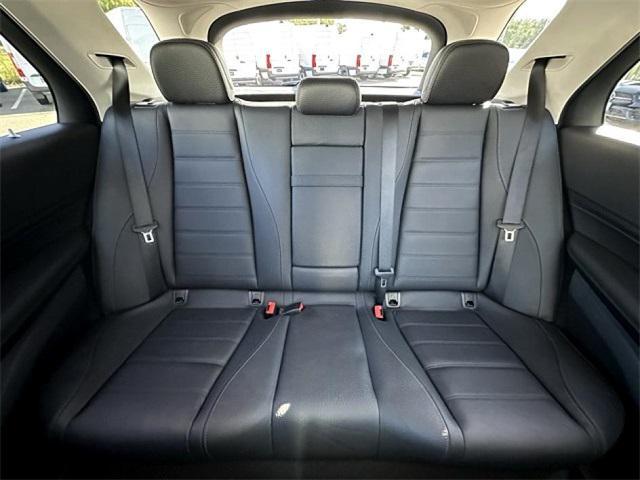 Photo of 2023 Black Mercedes-Benz GLE 350