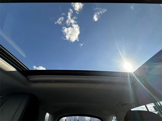Photo of 2023 Black Mercedes-Benz GLE 350