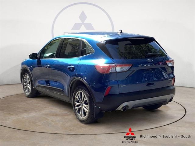 Photo of 2022 Blue Metallic Ford Escape