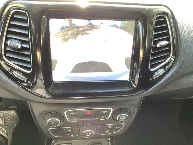 Photo of 2021 Pearl White Tri-Coat Jeep Compass