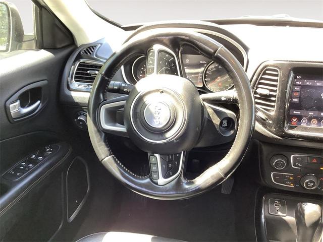 Photo of 2021 Pearl White Tri-Coat Jeep Compass