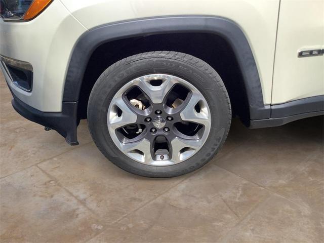 Photo of 2021 Pearl White Tri-Coat Jeep Compass