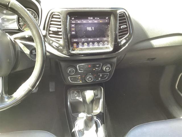 Photo of 2021 Pearl White Tri-Coat Jeep Compass