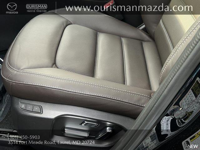 Photo of 2025 Jet Black Mica Mazda CX-5