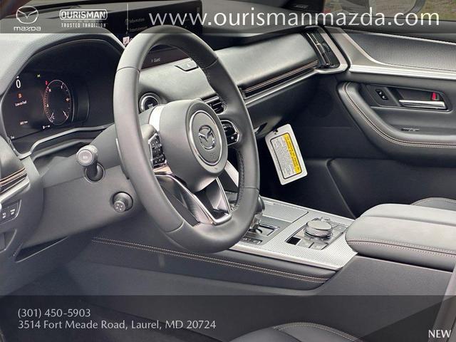 Photo of 2025 Rhodium White Premium Mazda CX-70