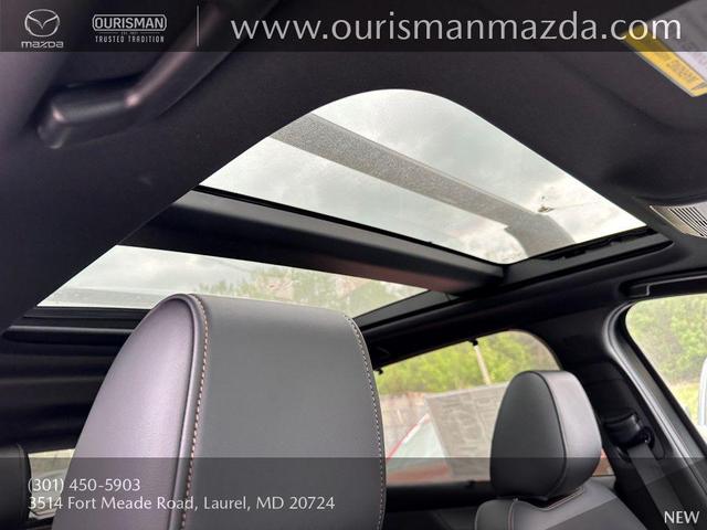 Photo of 2025 Rhodium White Premium Mazda CX-70