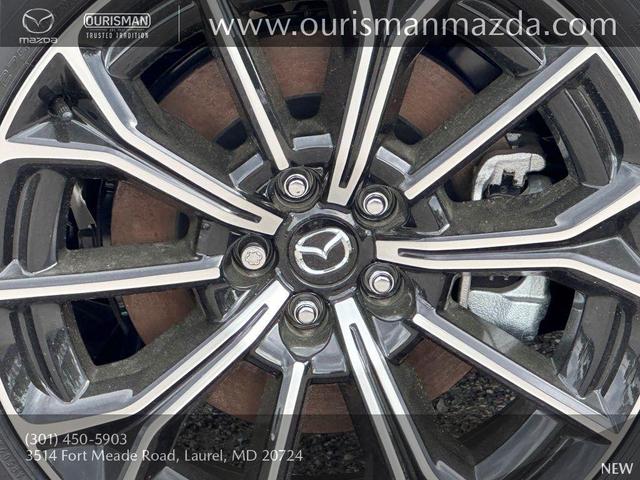 Photo of 2025 Rhodium White Premium Mazda CX-70