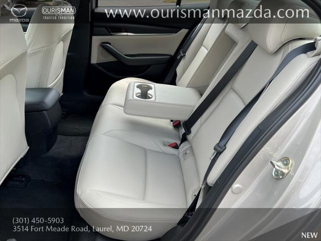 Photo of 2025 Platinum Quartz Metallic Mazda Mazda3