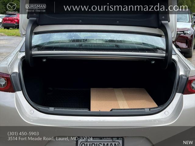 Photo of 2025 Platinum Quartz Metallic Mazda Mazda3