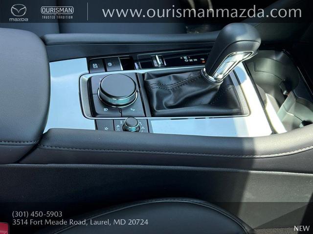 Photo of 2025 Platinum Quartz Metallic Mazda Mazda3